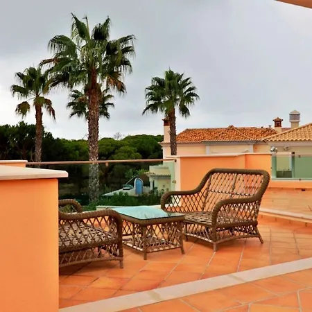 Vila Vale Do Garrao Sleeps 8 With Pool Air Con And Wifi Quinta do Lago