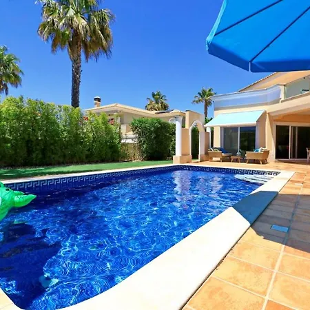 Vale Do Garrao Sleeps 8 With Pool Air Con And Wifi *